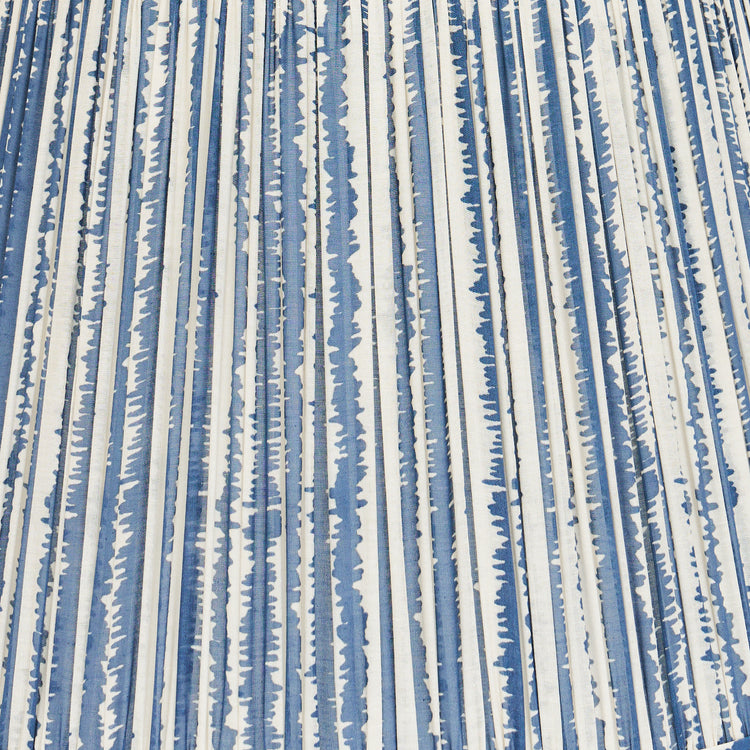 14" to 18" Blue Bark Print Shirred Pleat