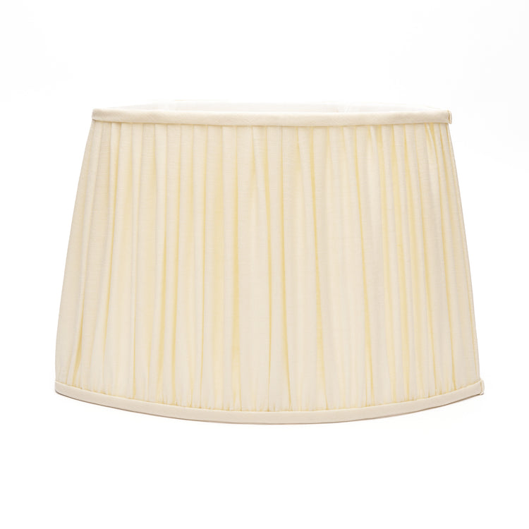 Edgar-Reeves 13" to 17" Cream Linen Gathered Pleat Flat Sided Oval