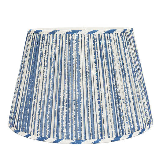 14" to 18" Blue Bark Print Shirred Pleat