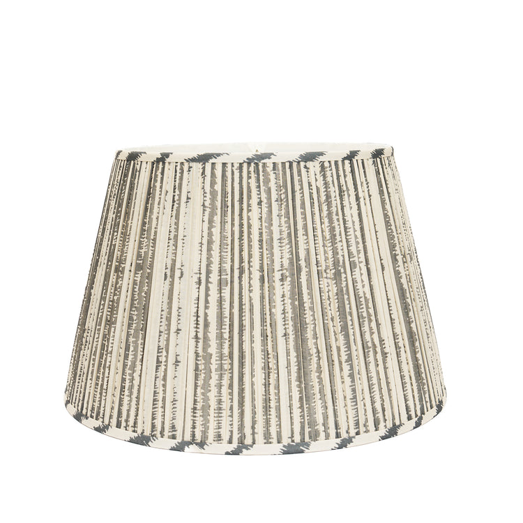 14" to 18" Charcoal Bark Print Shirred Pleat