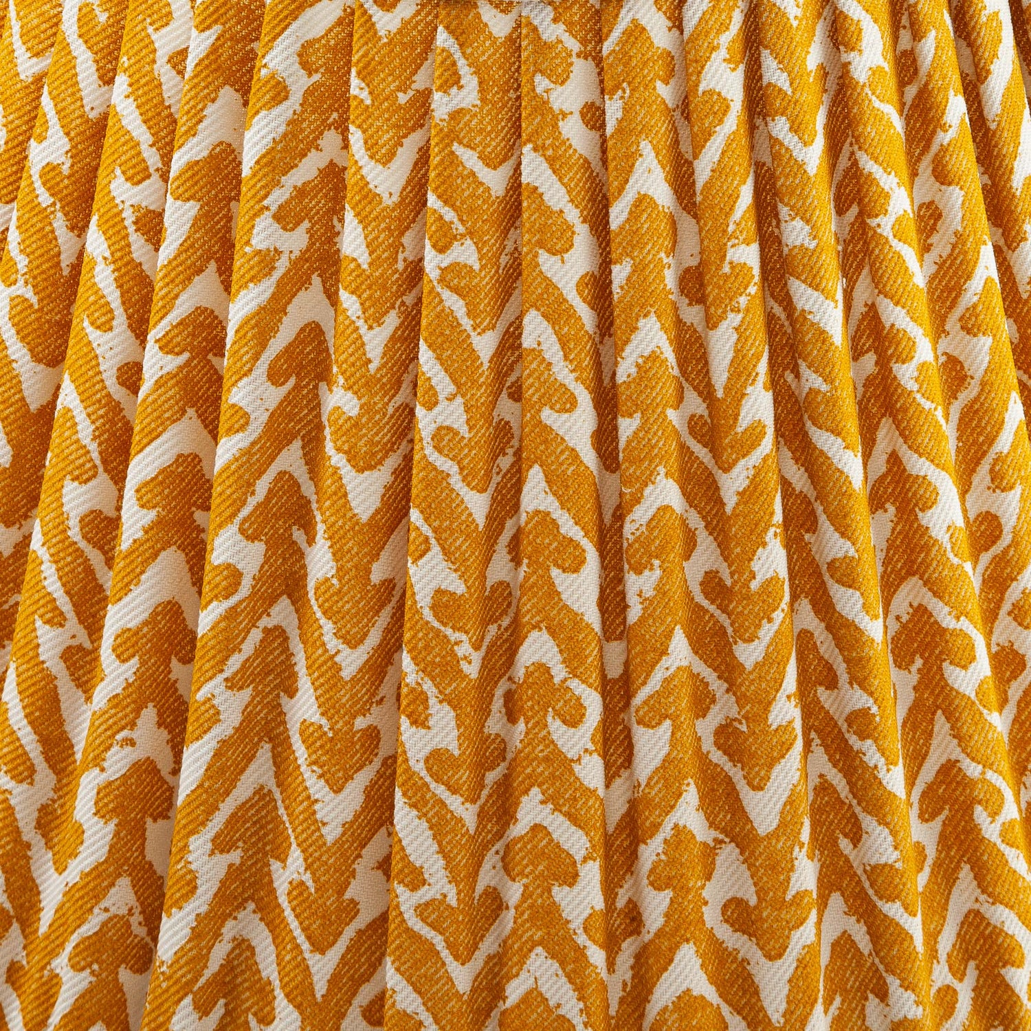 Yellow Material Reeves Fermoie 4.5